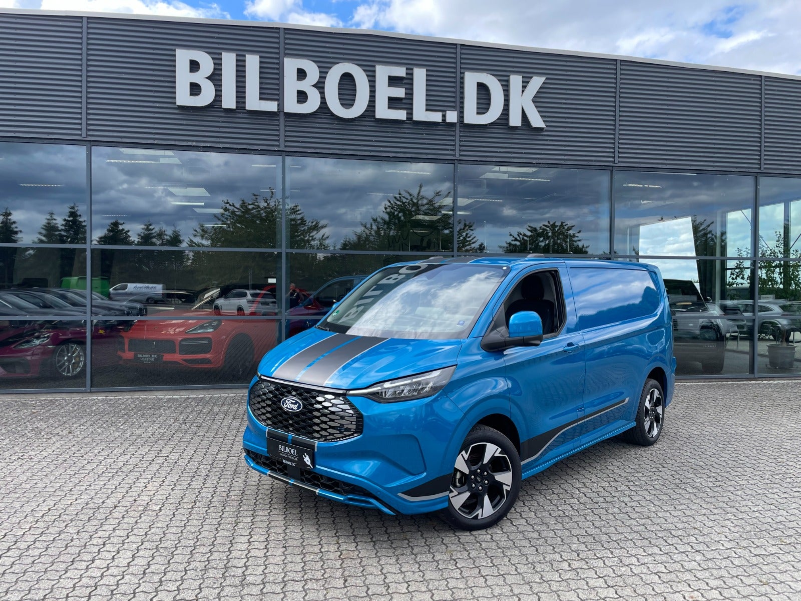 Ford E-Transit Custom 320 L1 Sport