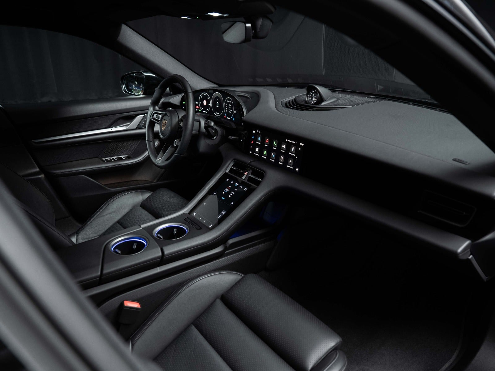 Gallery image 15 of 17