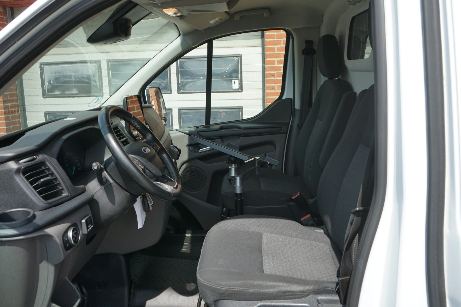 Billede af Ford Transit Custom 320L 2,0 TDCi 130 Trend