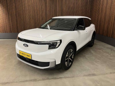 Ford Explorer Select Extended Range Van