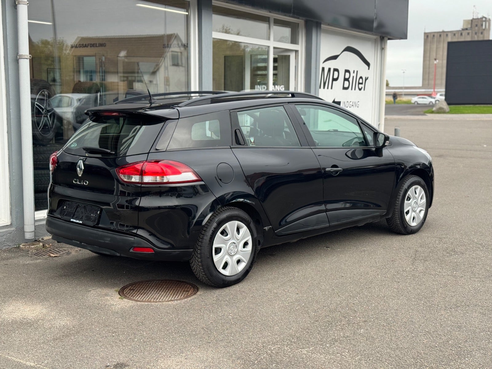Billede af Renault Clio IV 1,2 16V Authentique Sport Tourer