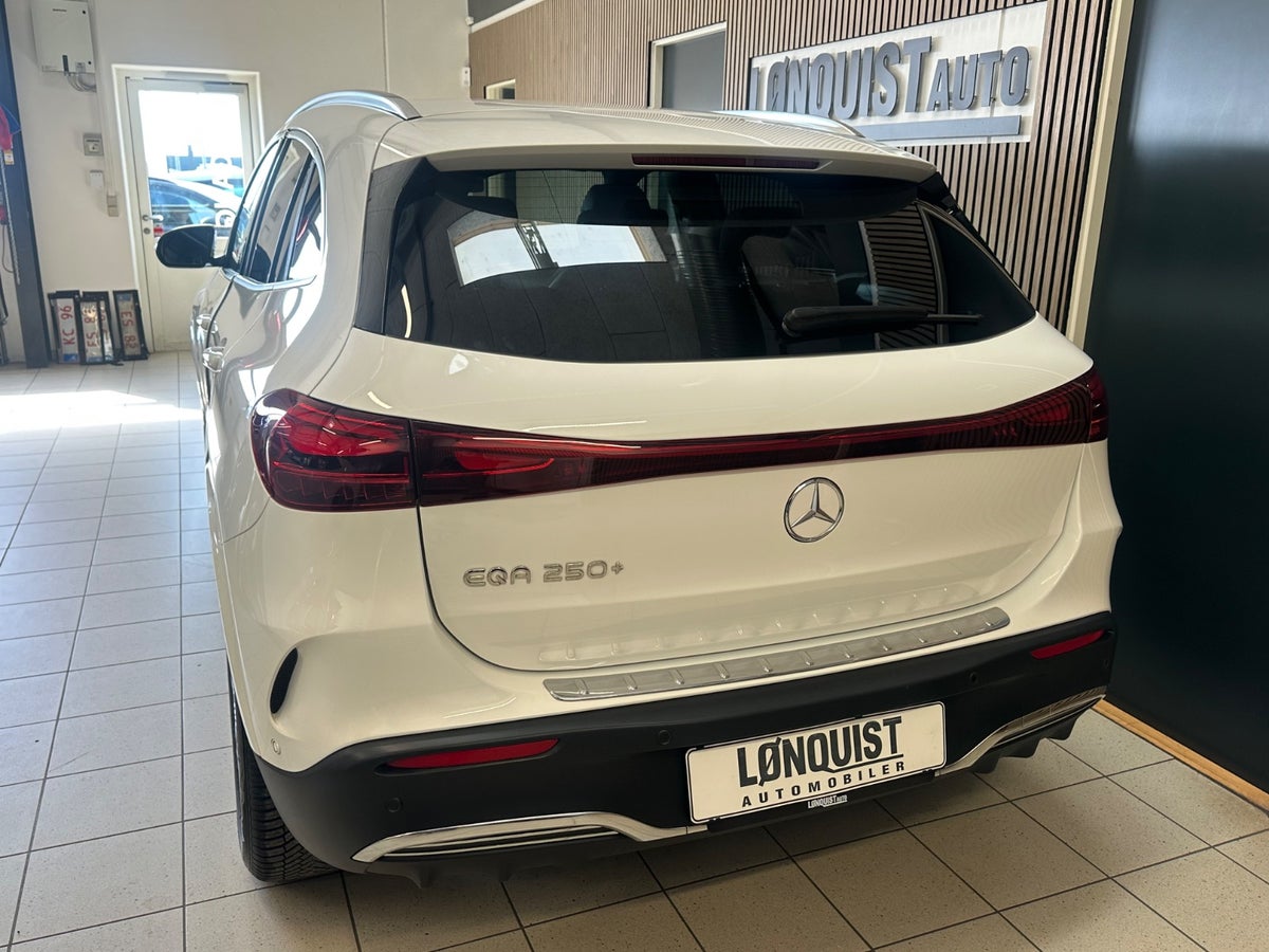 Mercedes EQA250+ AMG Line Advance Plus Mercedes EQA250+ AMG Line Advance Plus