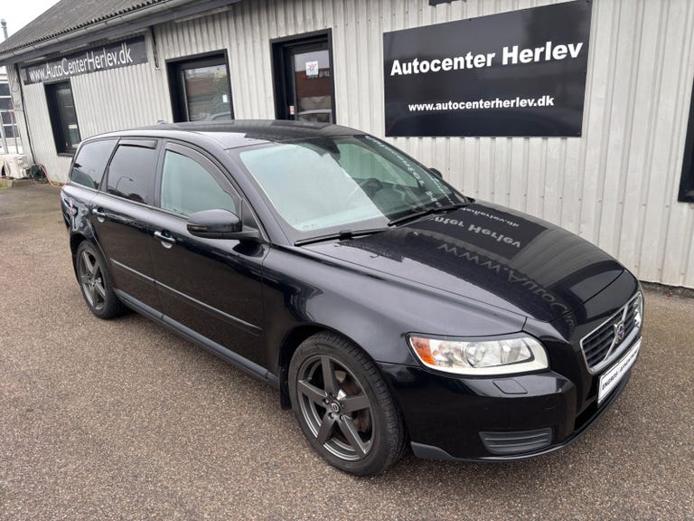 Volvo V50 