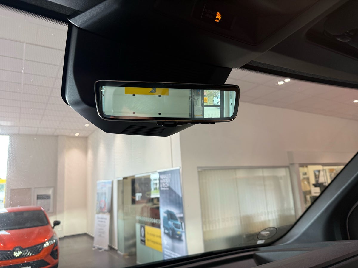 Renault Master V T35 E-Tech L2H2 Kassevogn billede 13
