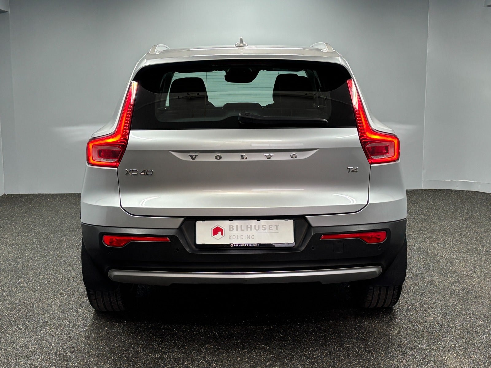 Billede af Volvo XC40 2,0 T4 190 Momentum aut.