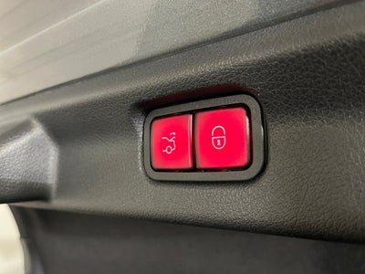 Mercedes EQE300 AMG Line