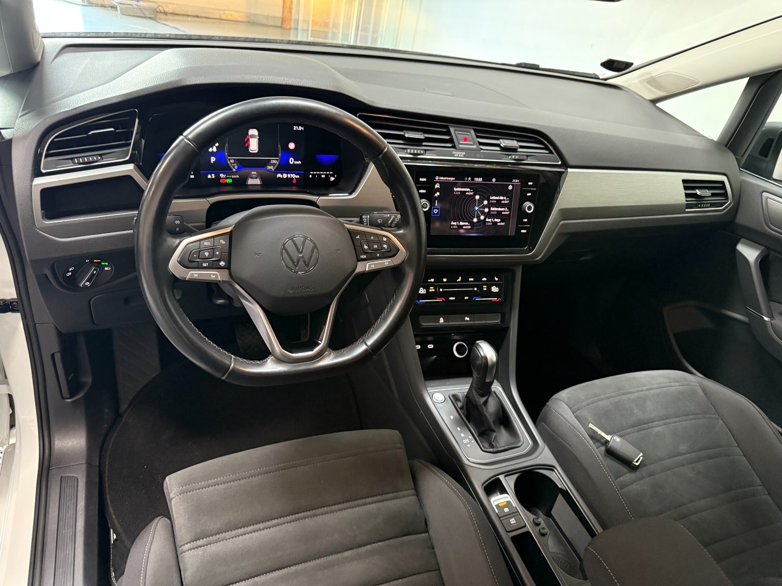 VW Touran TDi 150 Comfortline DSG Van