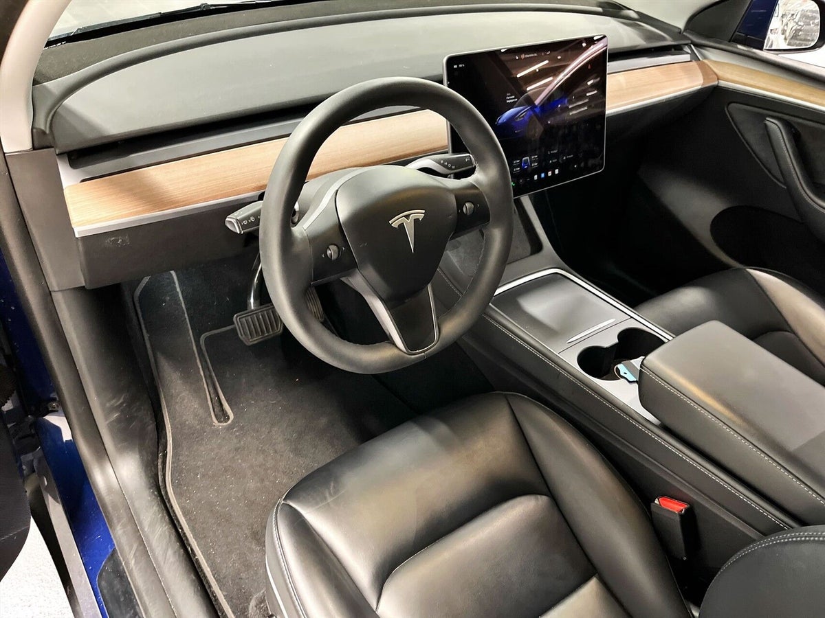 Tesla Model Y Long Range AWD billede 2