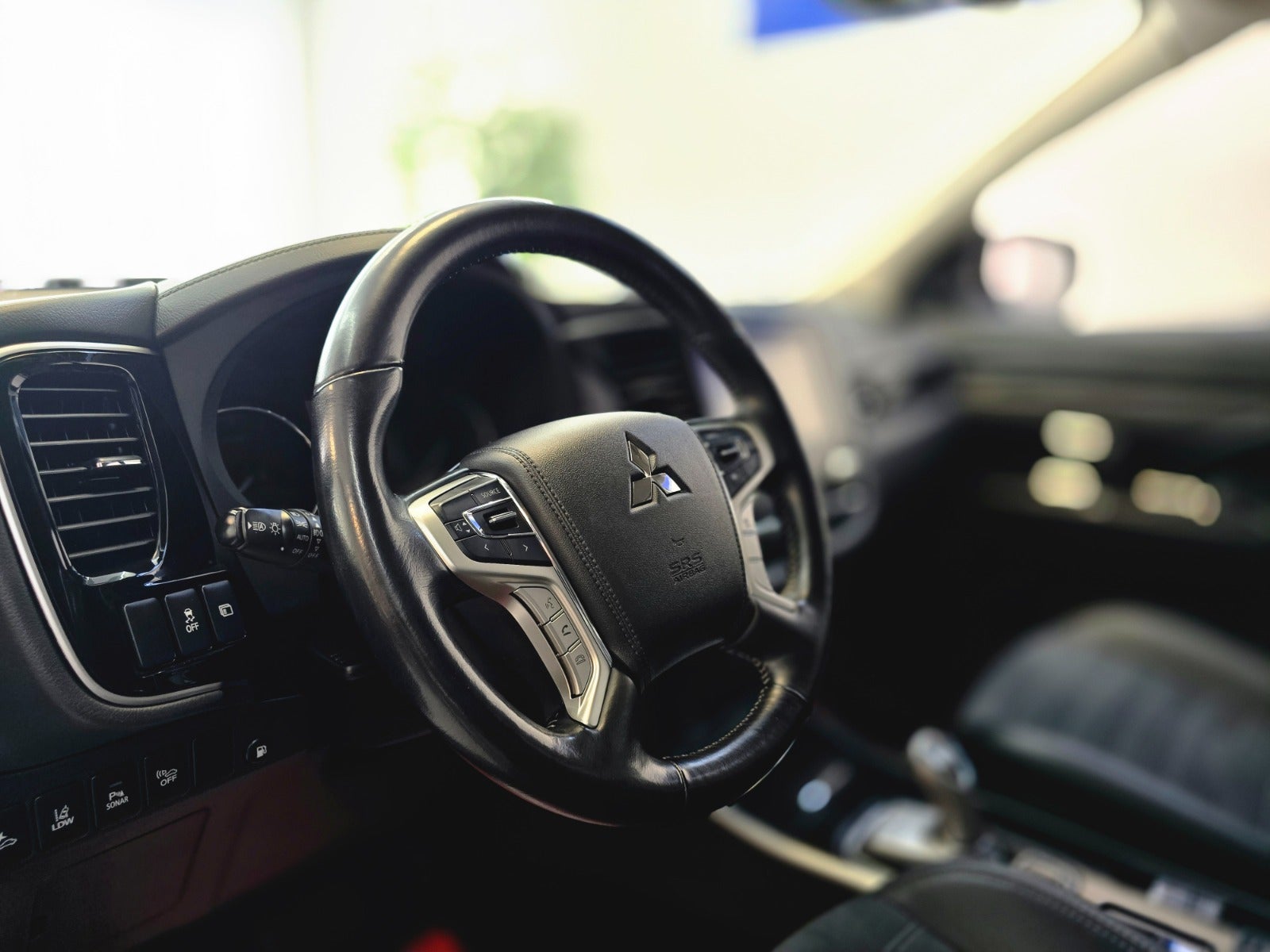 Billede af Mitsubishi Outlander 2,4 PHEV Intro Edition CVT 4WD