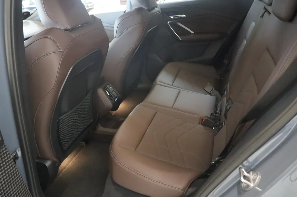 BMW iX2 eDrive20 M-Sport