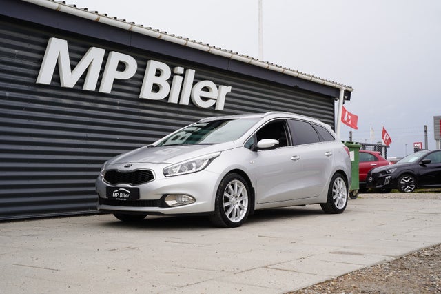 Kia Ceed 1,6 CRDi 128 World Cup SW