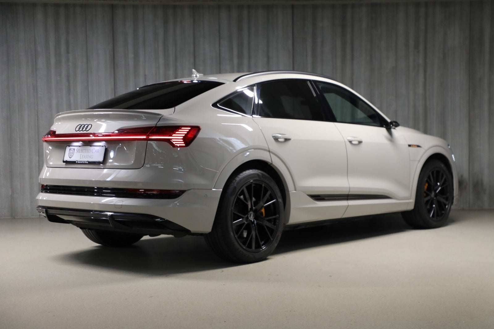 Audi e-tron 55 S-line Sportback quattro