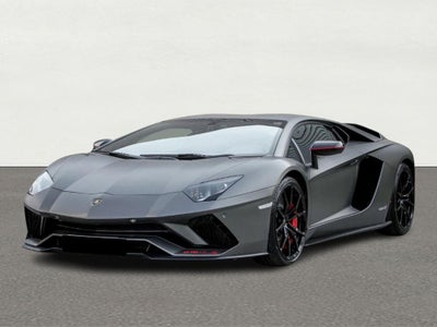 Lamborghini Aventador LP740-4 S