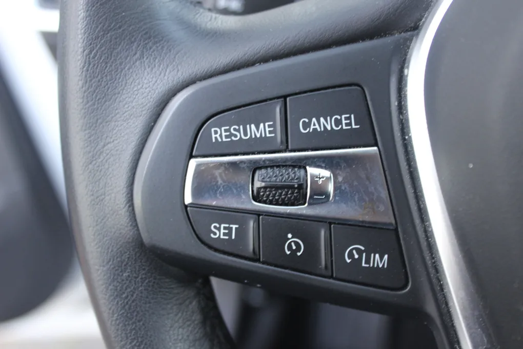 BMW 320i Sport Line aut.