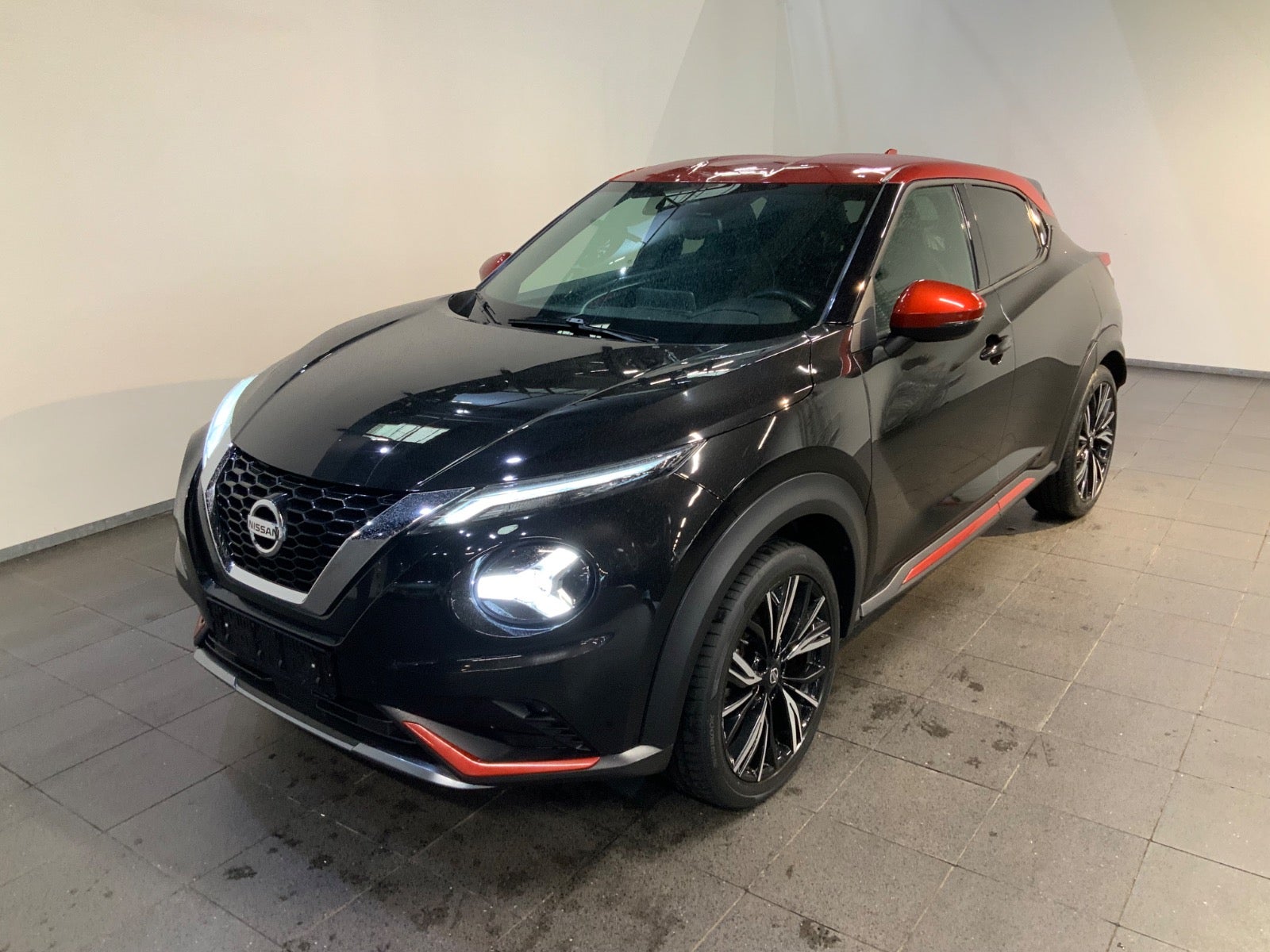 Nissan Juke (1/8)