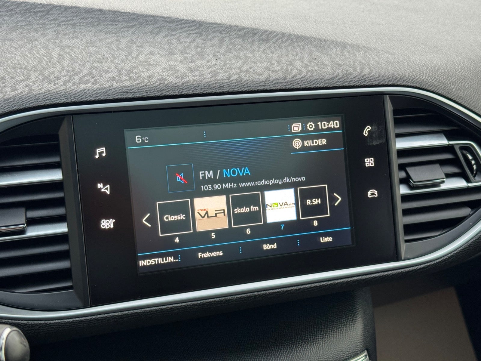 Billede af Peugeot 308 1,6 BlueHDi 120 Allure Sky SW