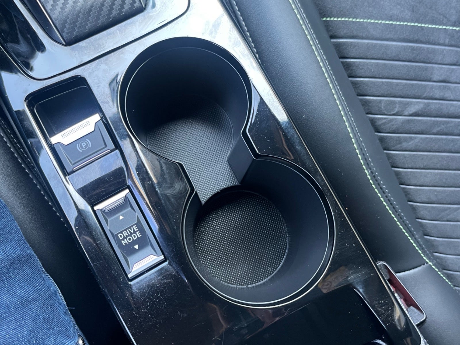 Billede af Peugeot e-208 54 GT