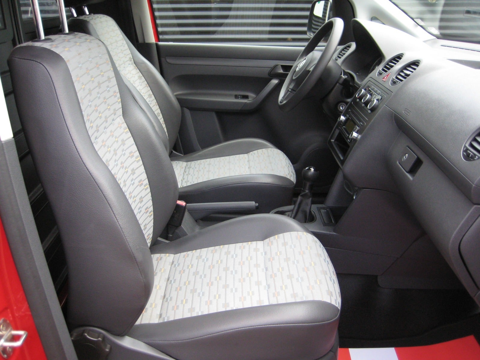 VW Caddy TSi 85 Comfortline Van