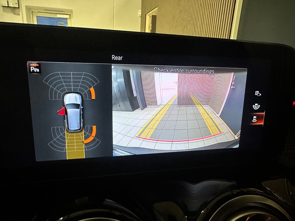 Mercedes EQB250+ AMG Line