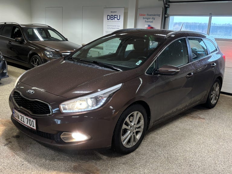 Kia Ceed CRDi 128 Premium SW