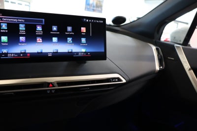 BMW iX xDrive40 Fully Charged