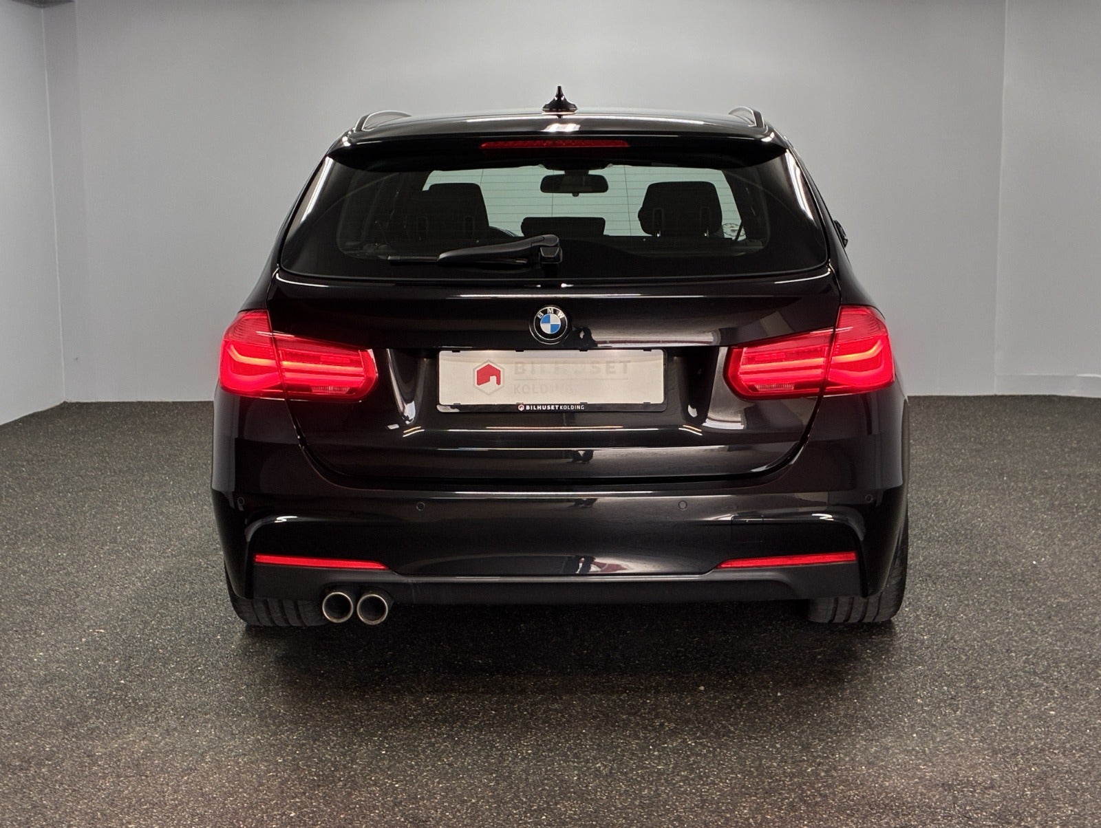 Billede af BMW 320d 2,0 Touring M-Sport aut.