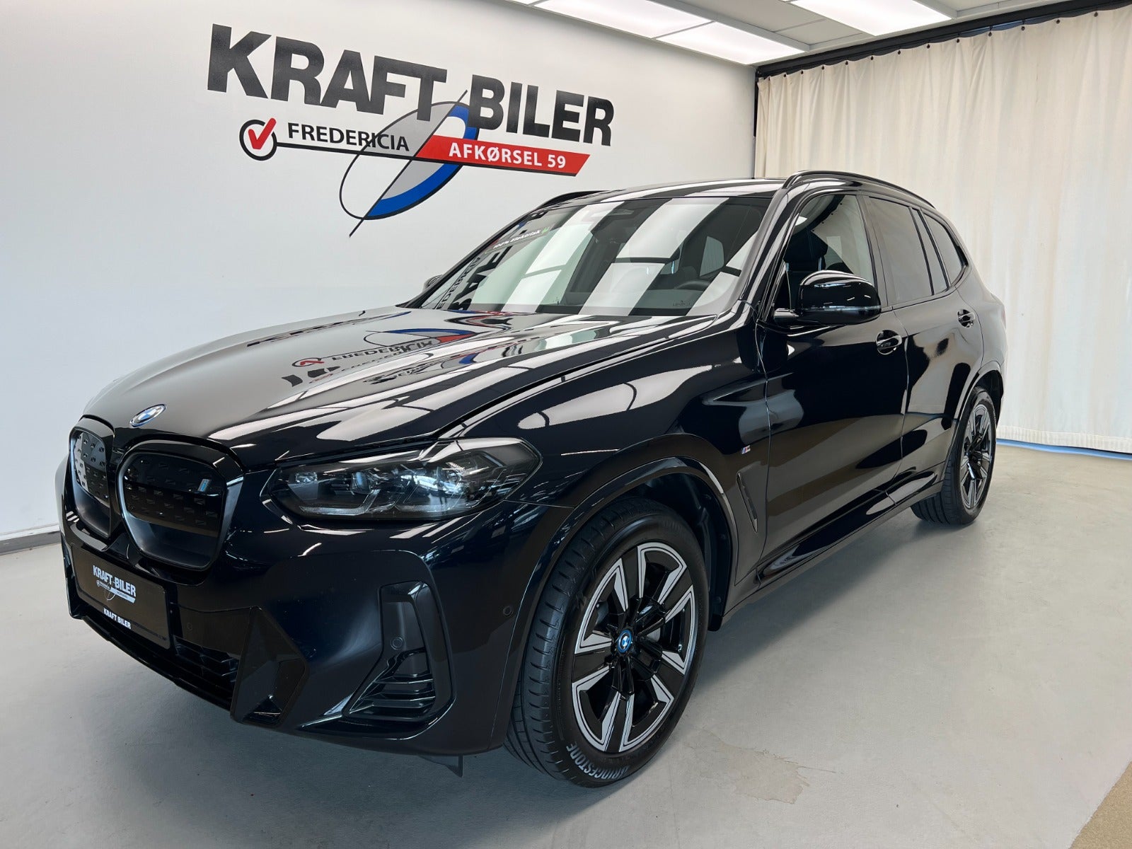 Billede af BMW iX3  Charged M-Sport