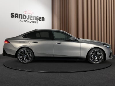 BMW i5 eDrive40 Fully Charged M-Sport
