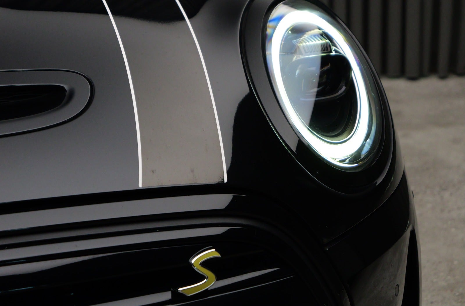 MINI Cooper SE Collection