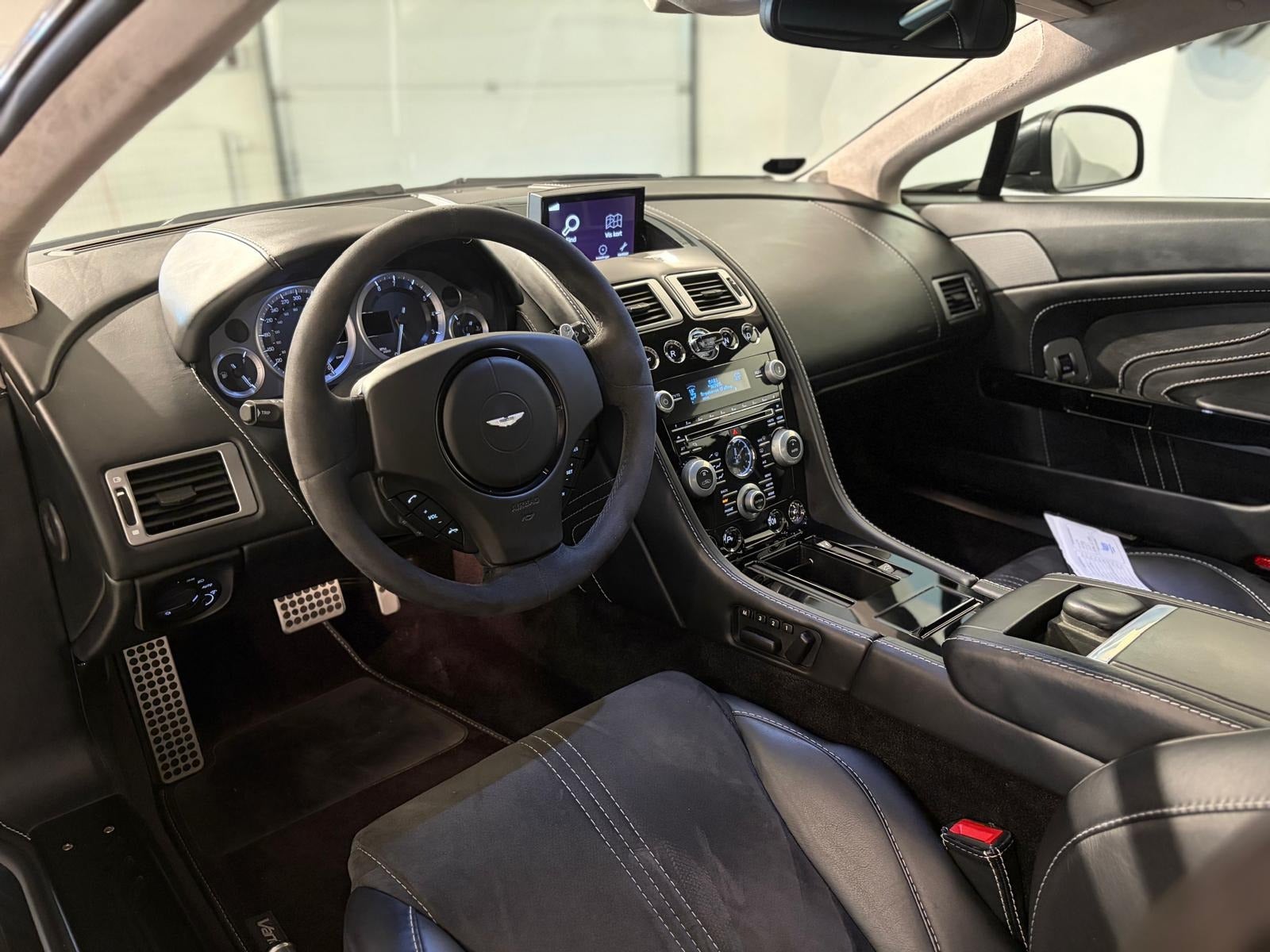 Aston Martin – V8 Vantage S