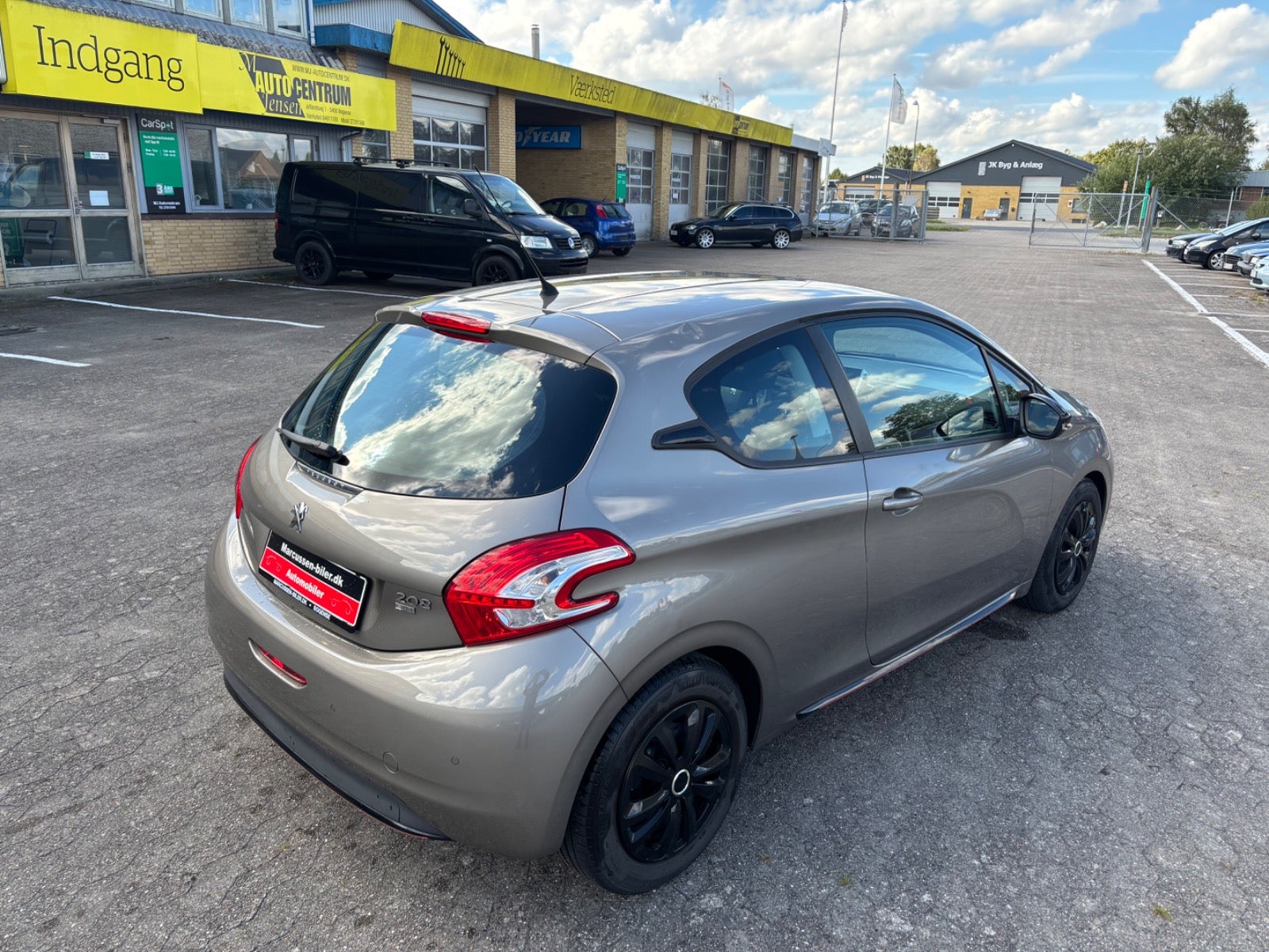 Peugeot 208 e-HDi 92 Active