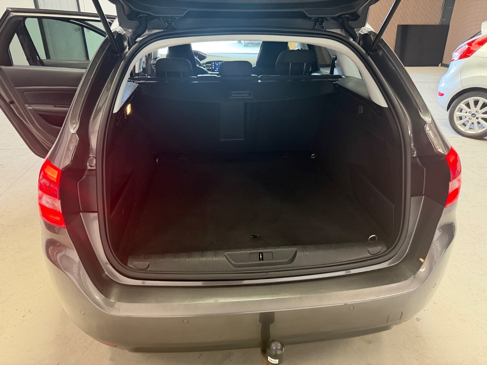 Peugeot 308 BlueHDi 130 Edition SW - billede 13