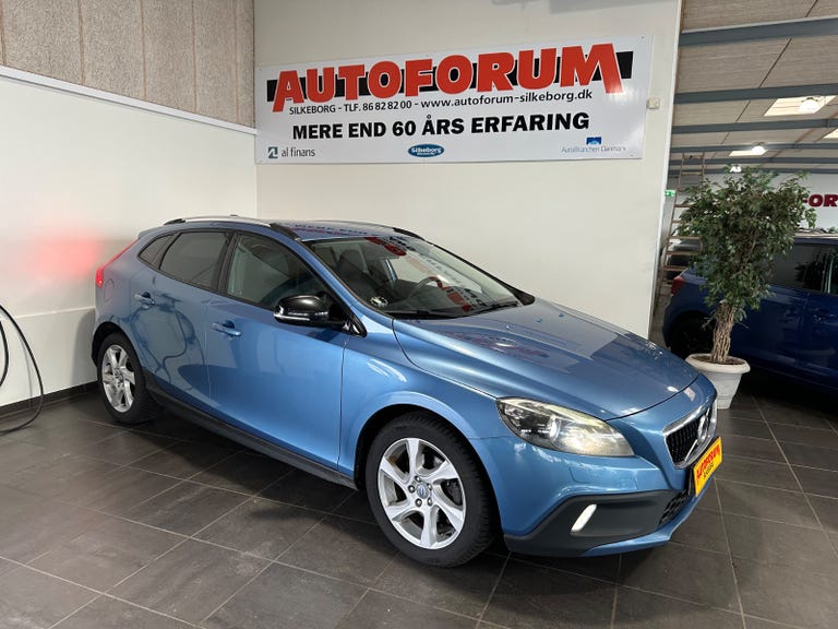 Volvo V40 CC D2 115 Momentum Van