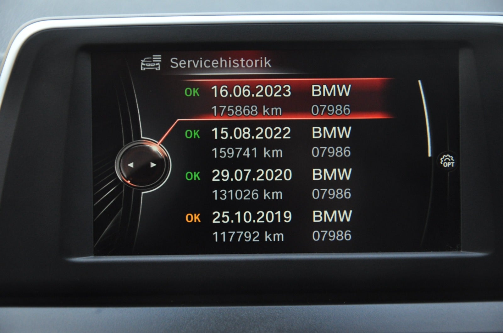 BMW 218d 2015