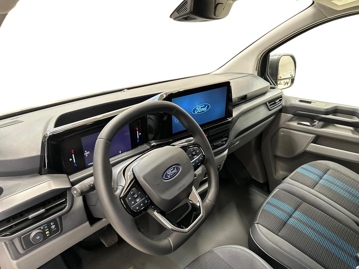 Ford E-Transit Custom 320L Sport billede 3