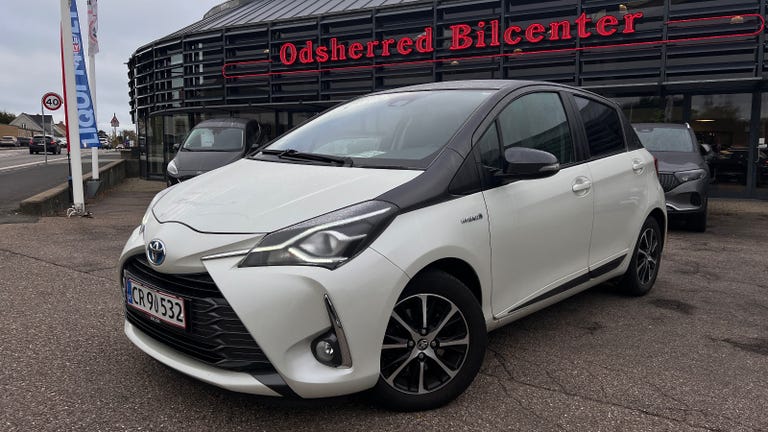 Toyota Yaris Hybrid H3 Y20 e-CVT