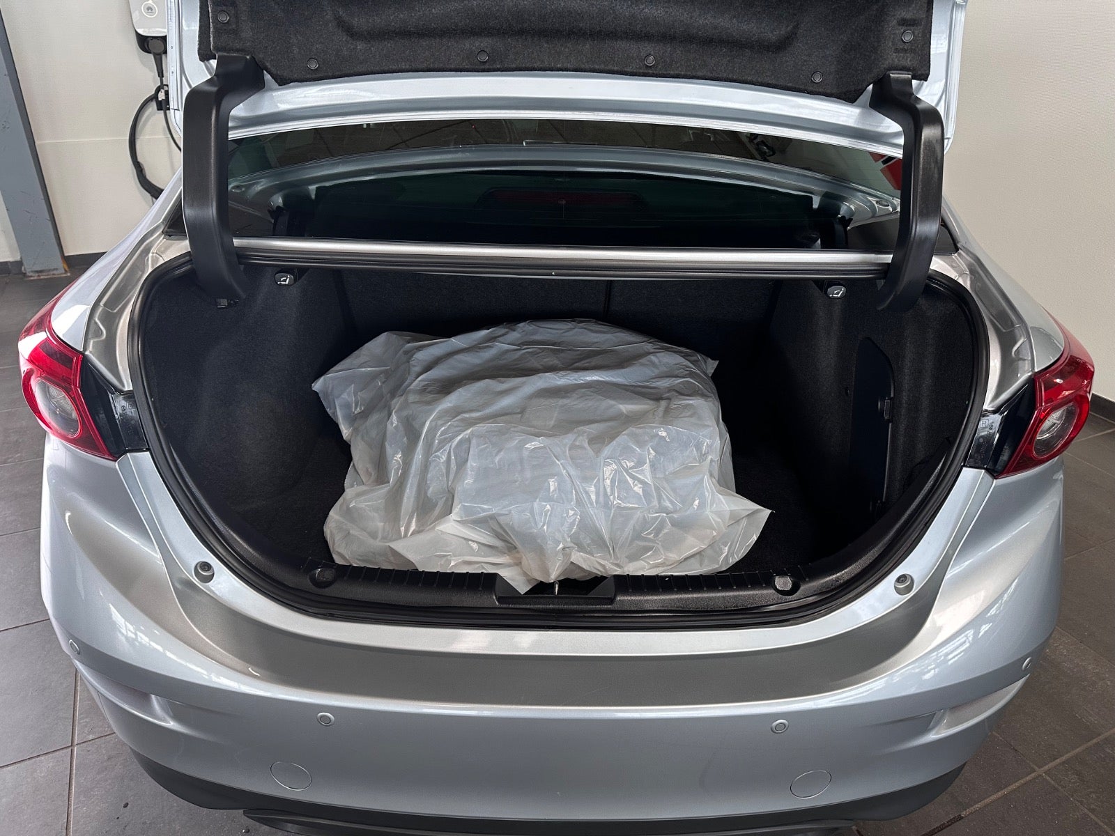Mazda 3, Billede 16