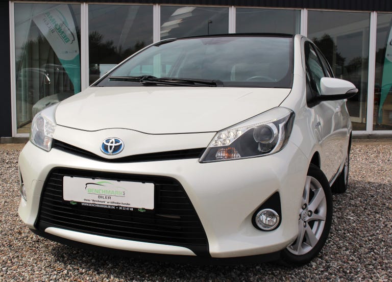 Toyota Yaris Hybrid H3 Touch CVT