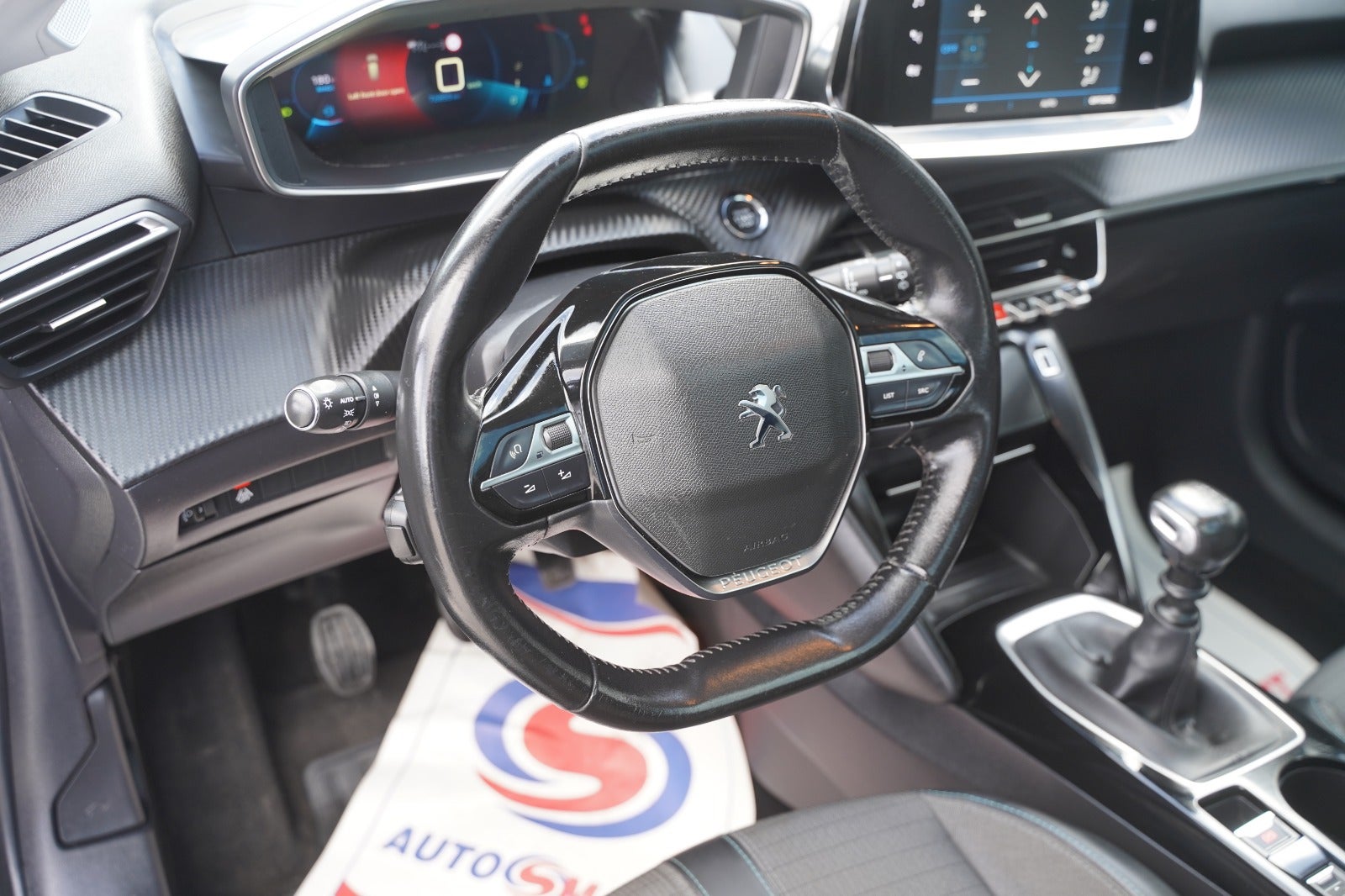 Billede af Peugeot 208 1,5 BlueHDi 100 Allue Sky Van