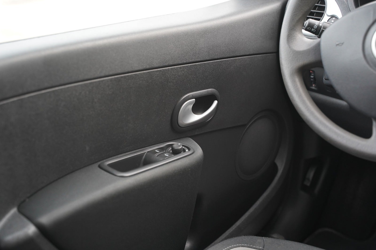 Billede af Renault Clio III 1,2 16V Authentique