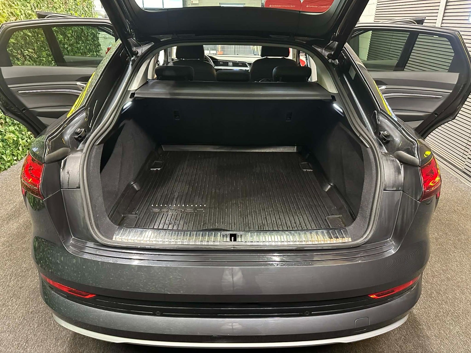 Billede af Audi e-tron 50 Advanced Sportback quattro