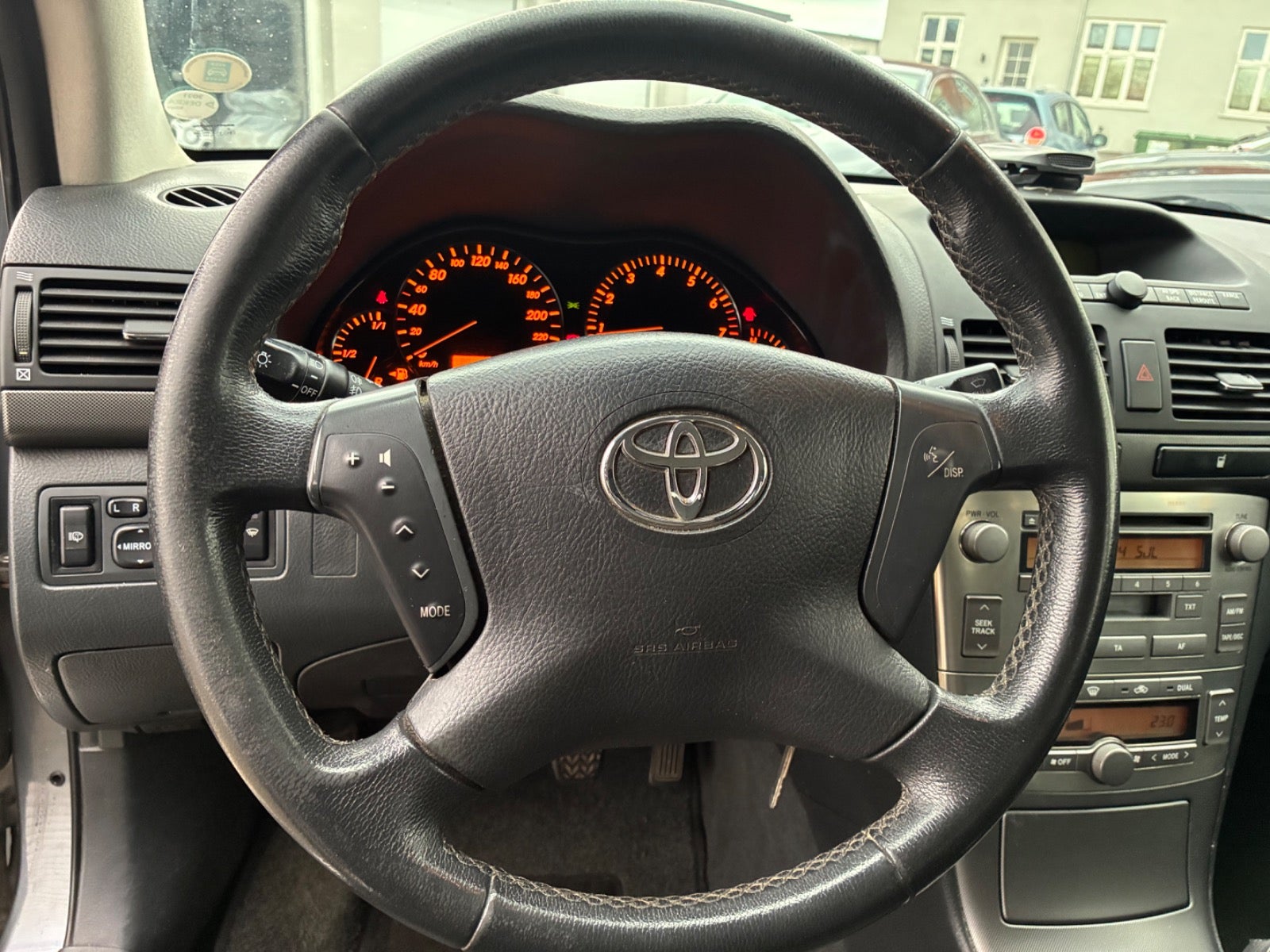 Billede af Toyota Avensis 1,8 VVT-i Sol stc.