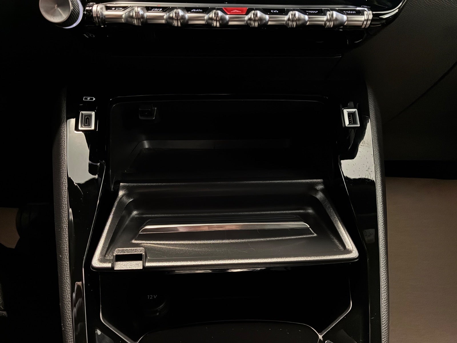 Billede af Peugeot e-2008 50 Allure