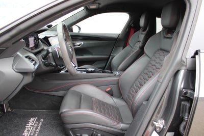 Audi RS e-tron GT quattro