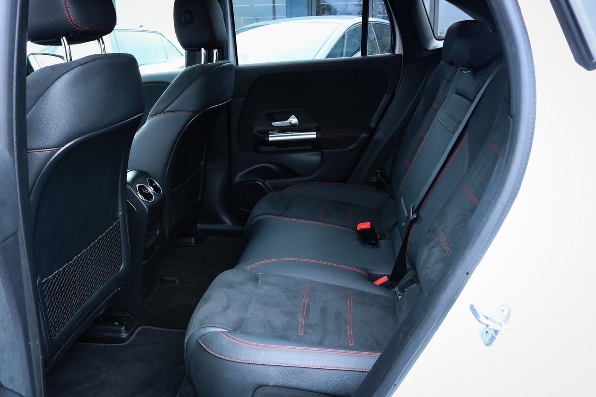 Billede af Mercedes EQA350  AMG Line 4Matic