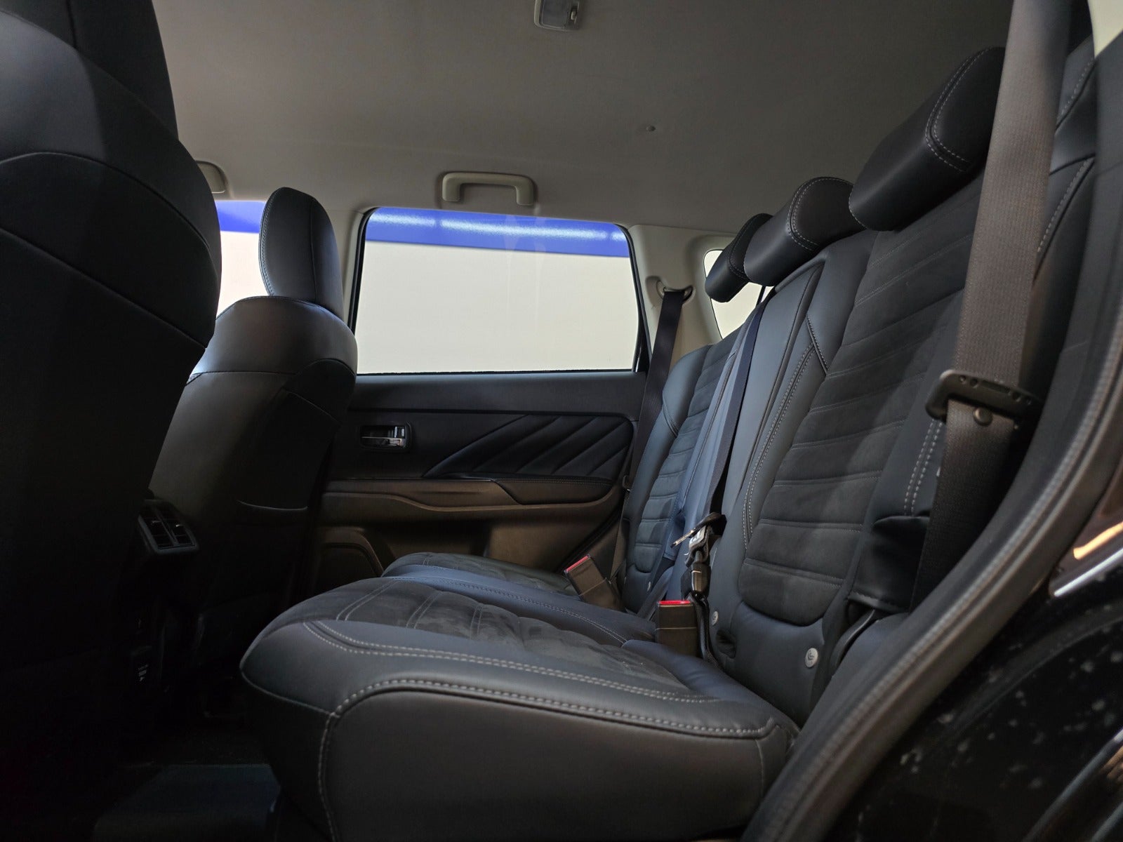 Billede af Mitsubishi Outlander 2,4 PHEV Intro Edition CVT 4WD