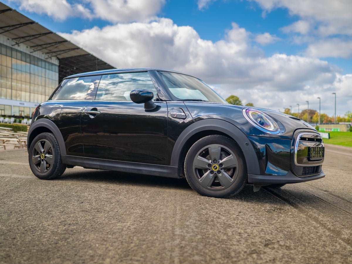 2023 MINI Cooper SE