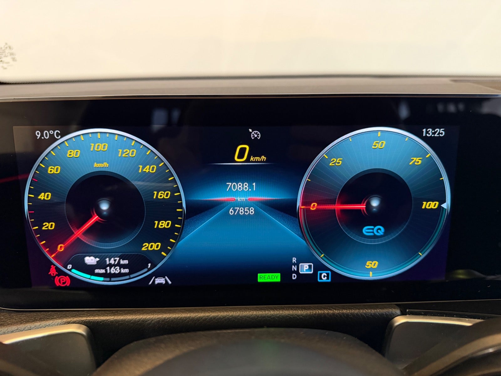 Mercedes EQB300 AMG Line 4Matic