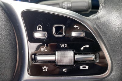 Mercedes EQA250