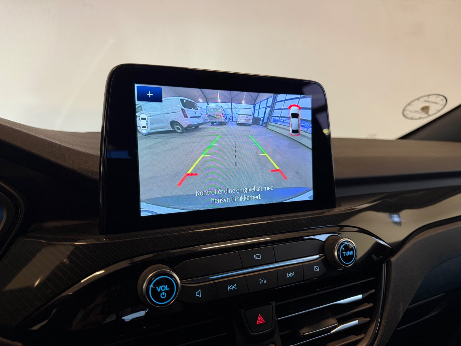 Ford Kuga PHEV ST-Line CVT Van